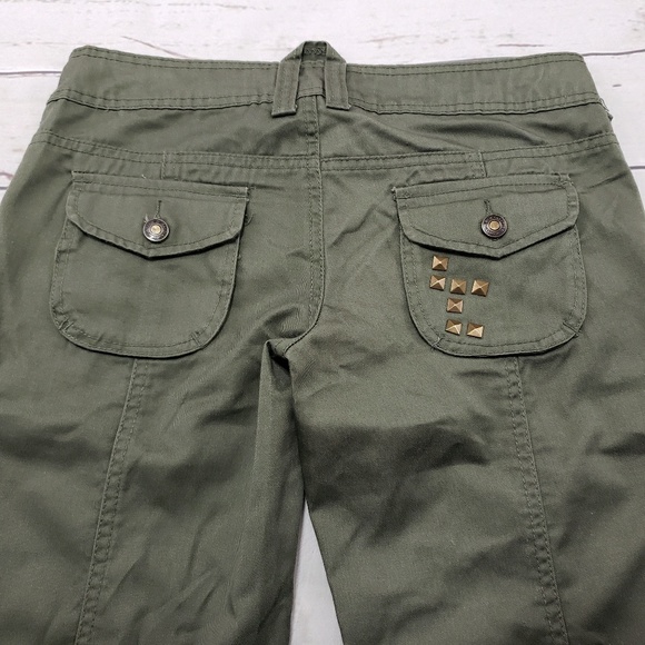 Rue 21 Pants Size 1 / 2 Womens Green Studded - Picture 4 of 6